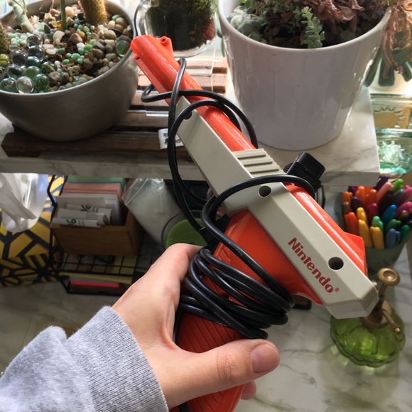 Nintendo NES Orange Light Zapper Gun - Picture 5 of 6